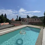Zamek Castle - Predzamci Forecastle Lägenhetshotell Racice (Vyskov)