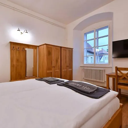 Aparthotel Zamek Castle - Predzamci Forecastle Racice (Vyskov)