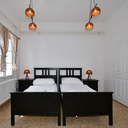 Apart-hotel Zamek Castle - Predzamci Forecastle *