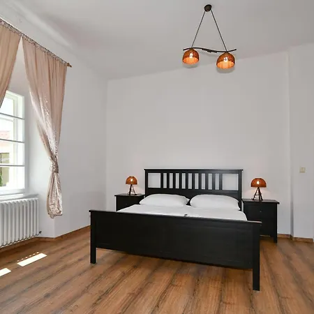 Zamek Castle - Predzamci Forecastle Apart-hotel Racice (Vyskov)