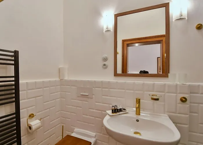 Zámek Castle - Předzámčí Forecastle *